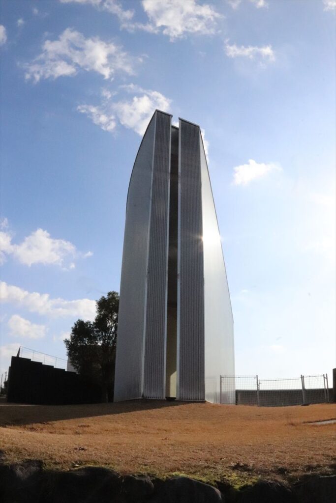 奈義町現代美術館
月